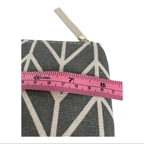 HANDMADE COSMETICS BAG - Picture 4 of 7